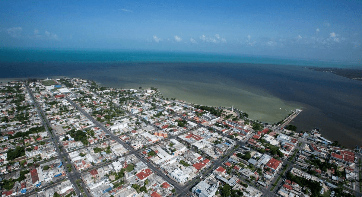  WHERE CULTURE MEETS THE COAST